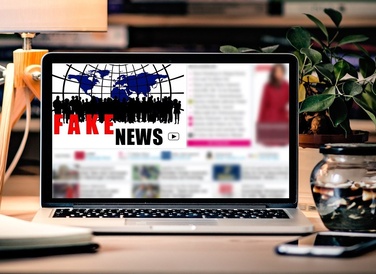 fakenews.jpg