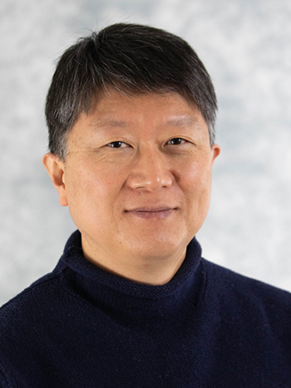 Professor Dongwon Lee